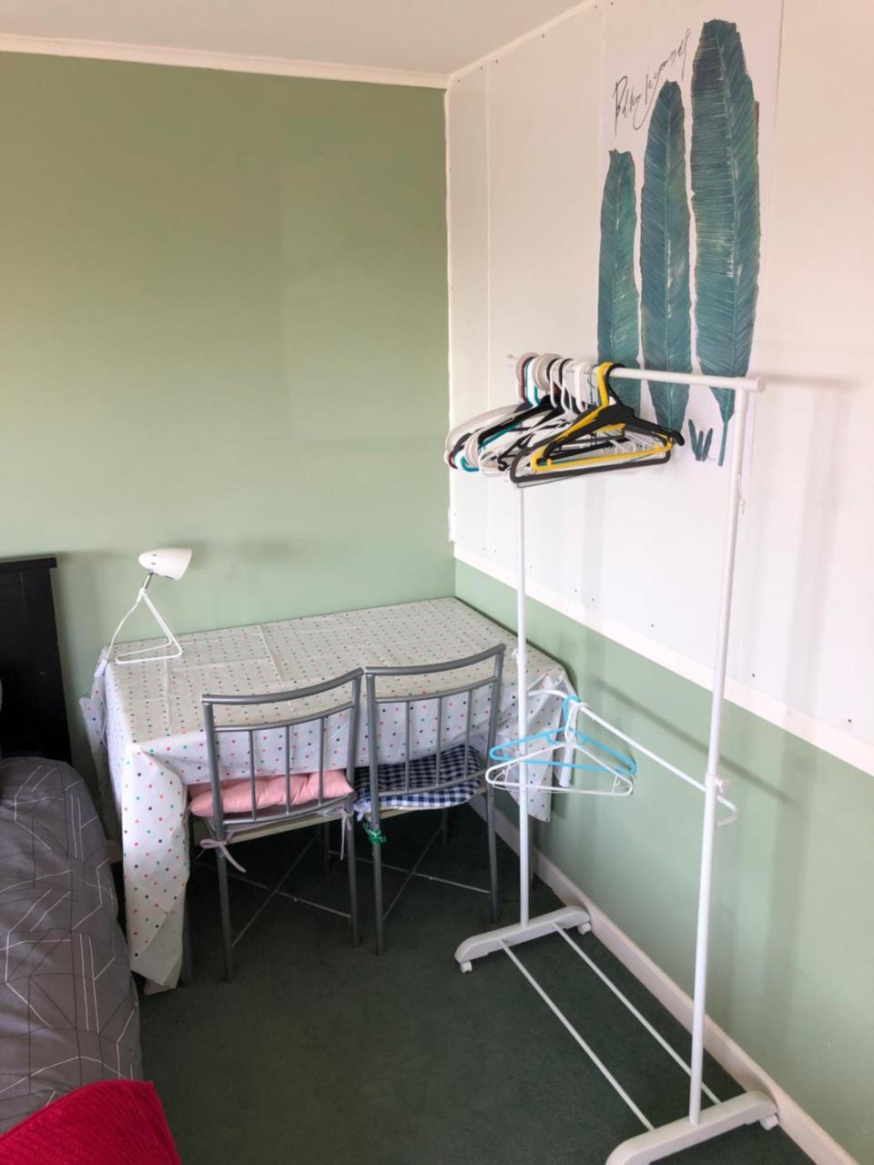 Hostel Browns Bay Holiday